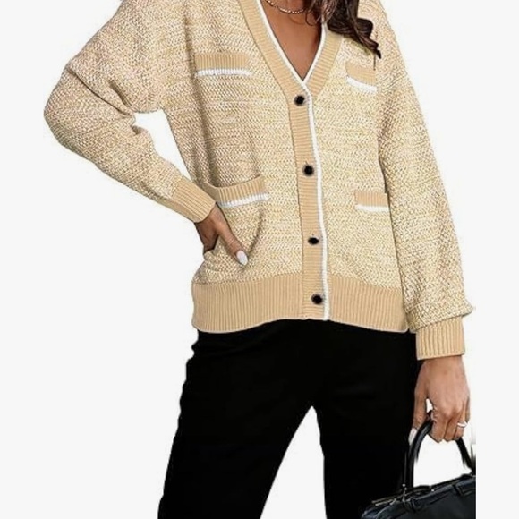 NWT Cardigan Sweaters V-Neck Button Down Womens Cardigan with Pockets - Picture 5 of 10